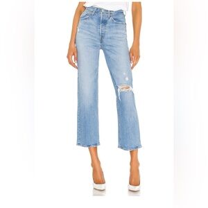 Revolve Levi’s Jeans- Ribcage Straight Ankle Size US 27 with Knee Rips